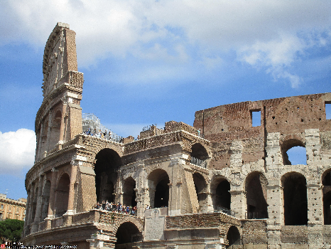 Coliseo lateral